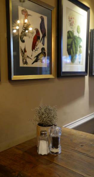 Kings Arms Hotel Брентфорд Екстериор снимка