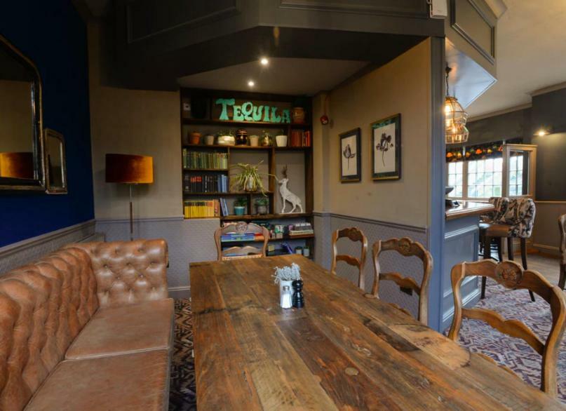 Kings Arms Hotel Брентфорд Екстериор снимка